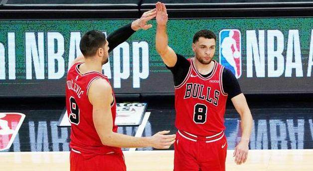 云开体育app下载-公牛三巨头磨合是关键 拉文是否续约如今仍存悬念